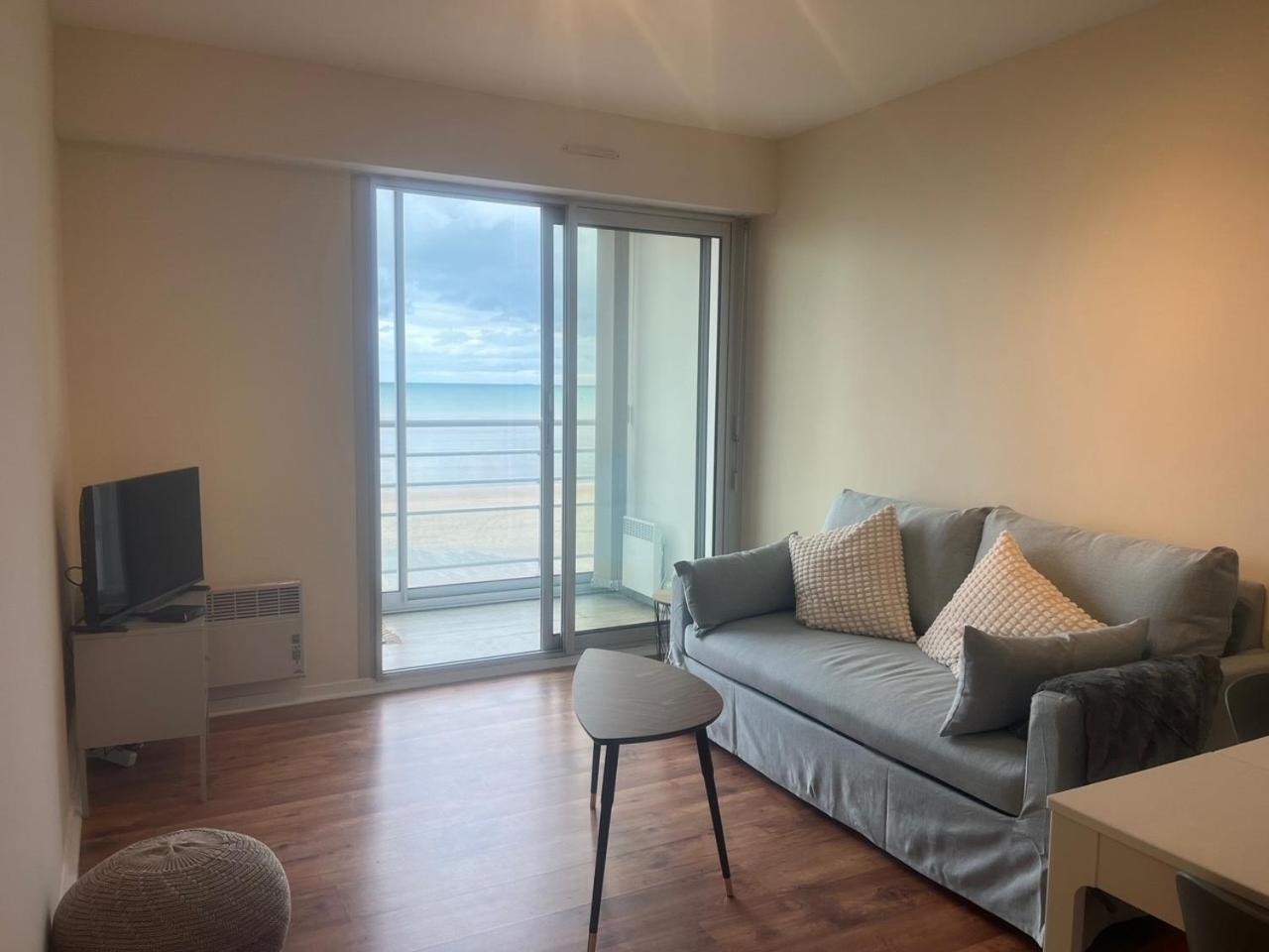 Les Pieds Dans L'Eau Apartment Plerin Exterior photo